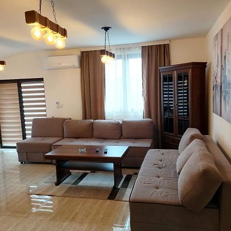 Apartmani Lane 1 Kraljevo Exteriér fotografie